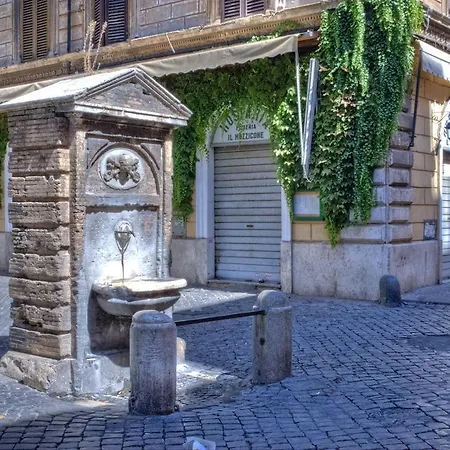 Borgo Pio Apartment Rome