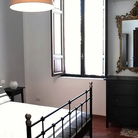 Borgo Pio Apartment *